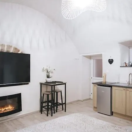 דירה 2 Pieces Jacuzzi *